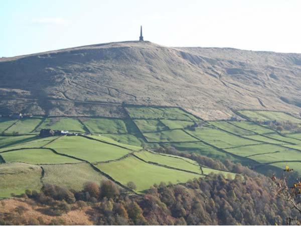 Knowle Lodge Mytholmroyd 외부 사진